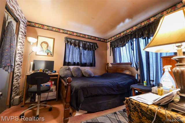 1721 Moffat Road, Leonard, MI 48367