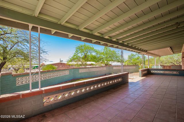 450 E Deone Lane, Tucson, AZ 85704