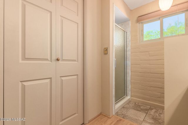 450 E Deone Lane, Tucson, AZ 85704