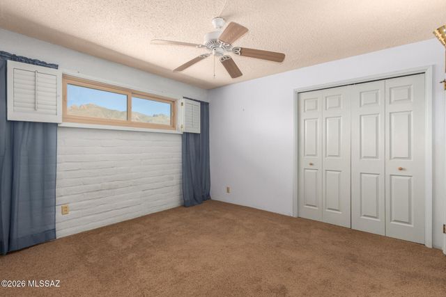 450 E Deone Lane, Tucson, AZ 85704