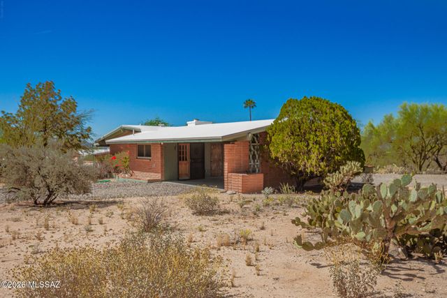 450 E Deone Lane, Tucson, AZ 85704