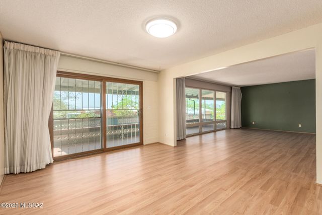 450 E Deone Lane, Tucson, AZ 85704