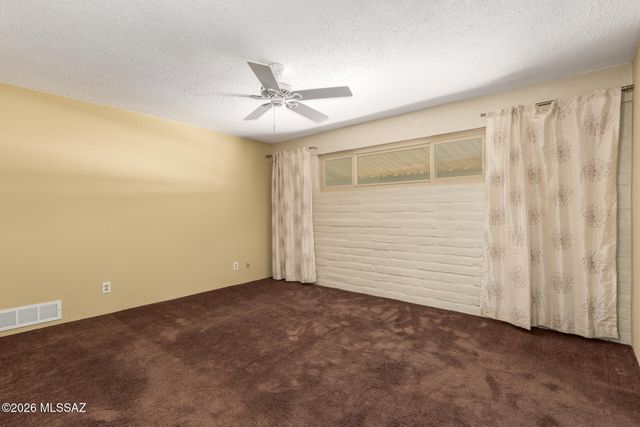 450 E Deone Lane, Tucson, AZ 85704