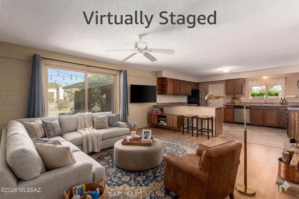 450 E Deone Lane, Tucson, AZ 85704