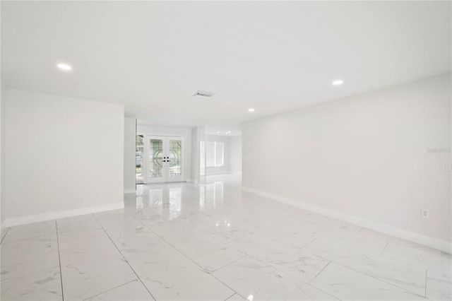 2103 DOEFIELD COURT, Valrico, FL 33596