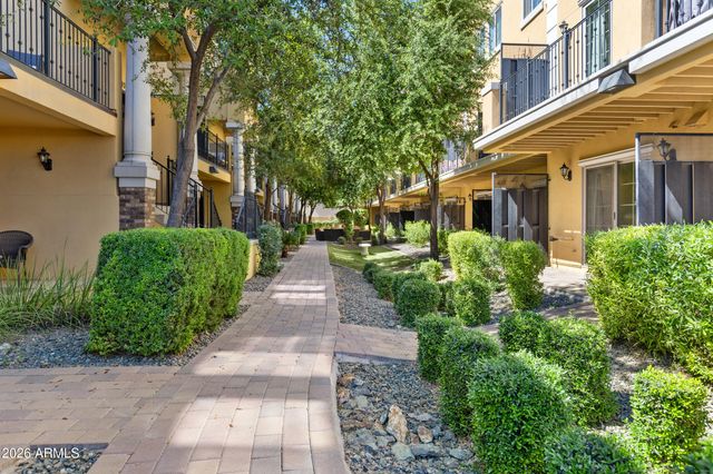 421 W 6TH Street 1002, Tempe, AZ 85281