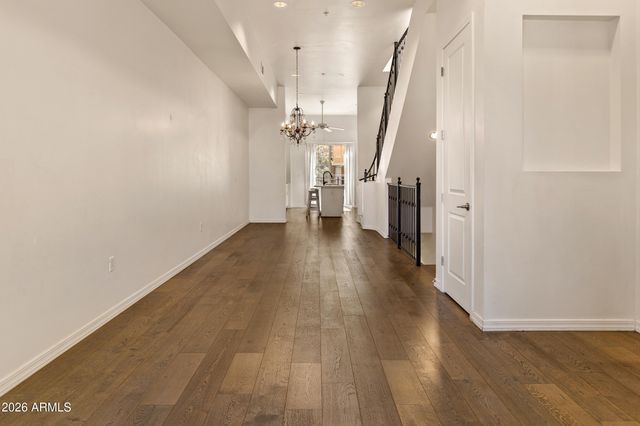 421 W 6TH Street 1002, Tempe, AZ 85281