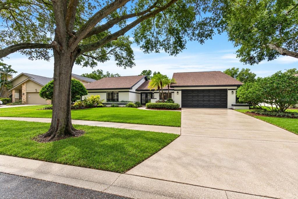 Image 2 of property listing at 14015 SHADY SHORES DRIVE, Tampa, FL 33613