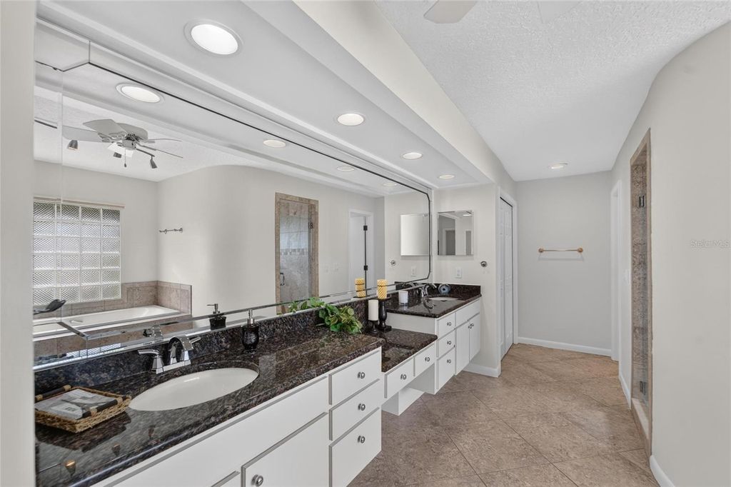 Image 21 of property listing at 14015 SHADY SHORES DRIVE, Tampa, FL 33613