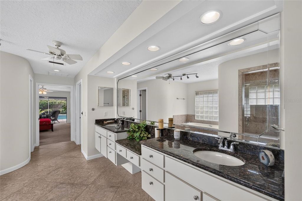 Image 22 of property listing at 14015 SHADY SHORES DRIVE, Tampa, FL 33613