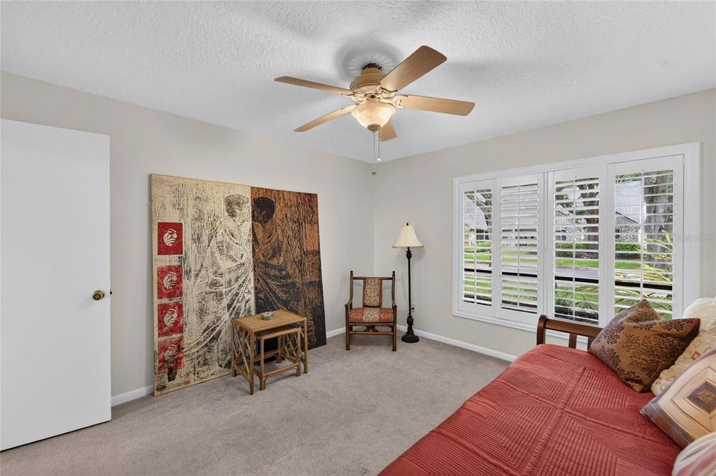 Image 29 of property listing at 14015 SHADY SHORES DRIVE, Tampa, FL 33613