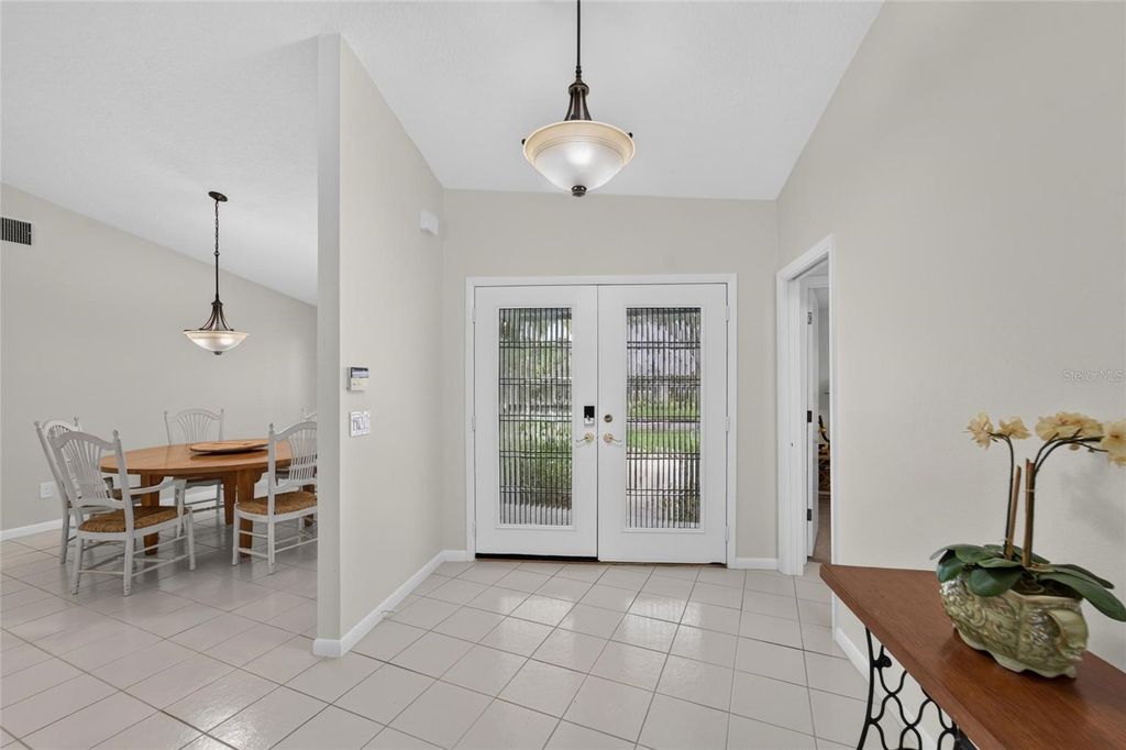 Image 4 of property listing at 14015 SHADY SHORES DRIVE, Tampa, FL 33613