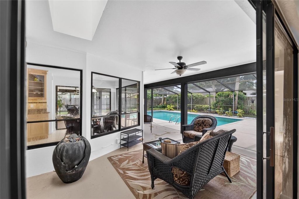 Image 35 of property listing at 14015 SHADY SHORES DRIVE, Tampa, FL 33613