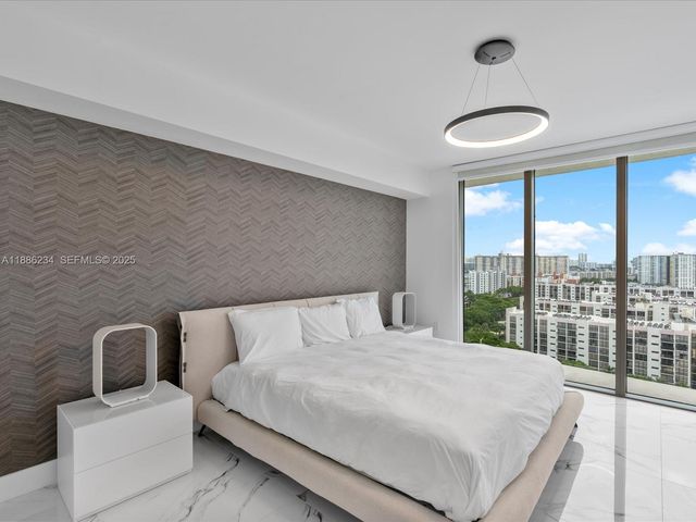 300 Sunny Isles Boulevard 41601, Sunny Isles Beach, FL 33160