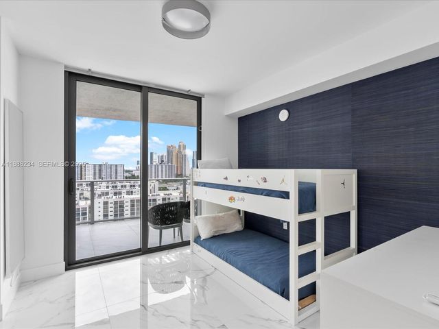 300 Sunny Isles Boulevard 41601, Sunny Isles Beach, FL 33160