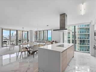 300 Sunny Isles Boulevard 41601, Sunny Isles Beach, FL 33160
