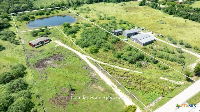 3837 Callihan Road, Luling, TX 78648