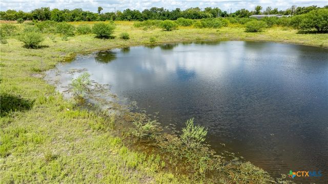 3837 Callihan Road, Luling, TX 78648