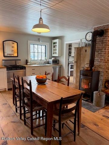 1082 Main Street, Malden On Hudson, NY 12453