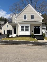 24 North Byron Ave, Brockton, MA 02301