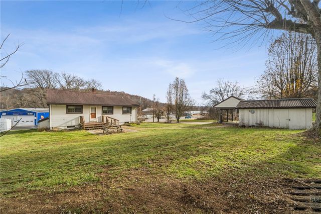 5069 Old State Route 119, Hempfield Twp, PA 15601