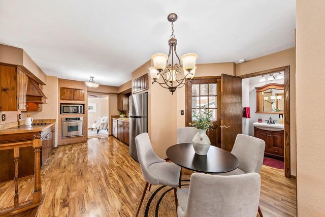 14530 Lindsay DRIVE, Brookfield, WI 53005