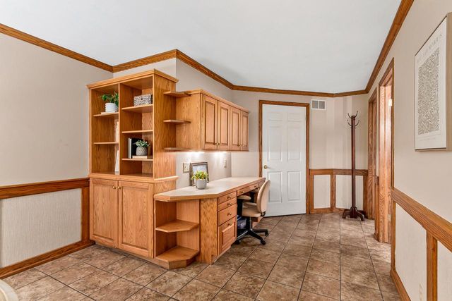 14530 Lindsay DRIVE, Brookfield, WI 53005