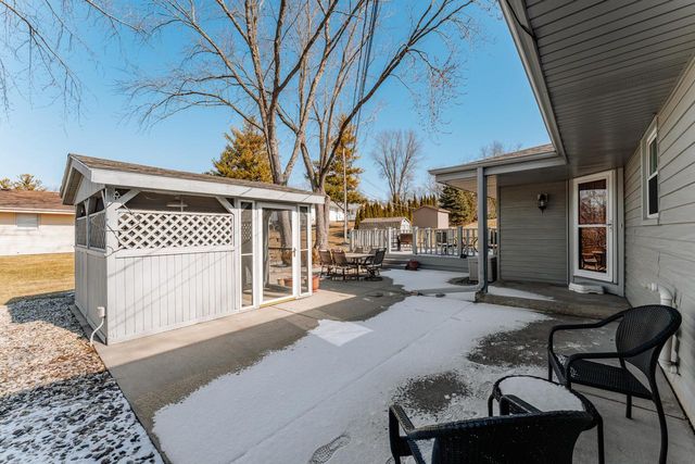 14530 Lindsay DRIVE, Brookfield, WI 53005