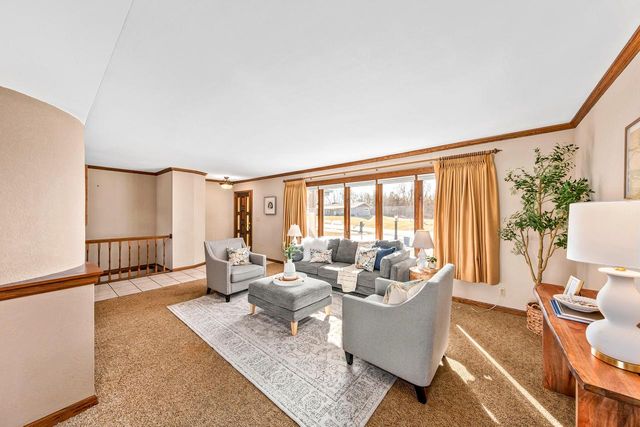 14530 Lindsay DRIVE, Brookfield, WI 53005