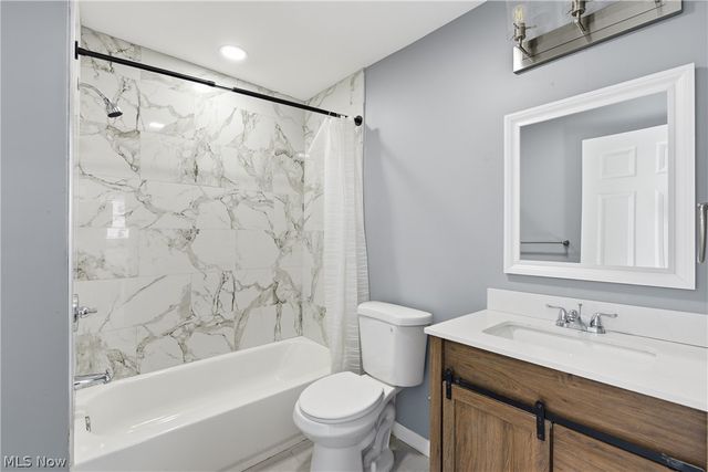 3237 Seymour Avenue, Cleveland, OH 44113