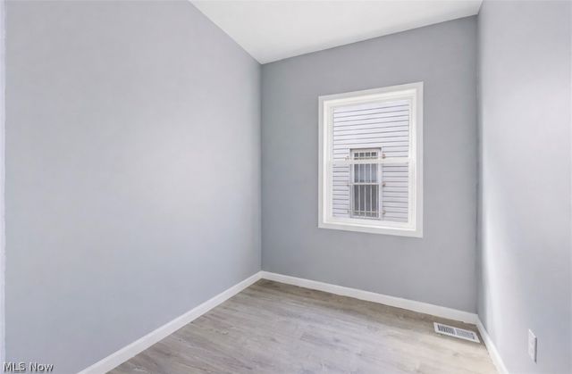 3237 Seymour Avenue, Cleveland, OH 44113