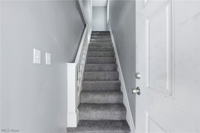 3237 Seymour Avenue, Cleveland, OH 44113