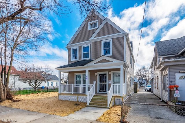 3237 Seymour Avenue, Cleveland, OH 44113