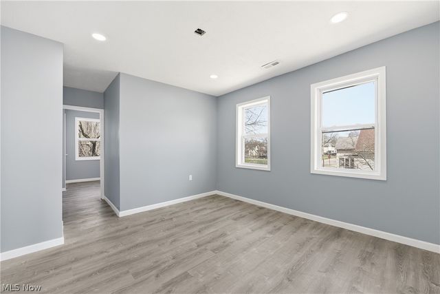 3237 Seymour Avenue, Cleveland, OH 44113