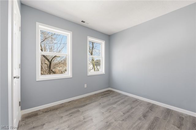 3237 Seymour Avenue, Cleveland, OH 44113