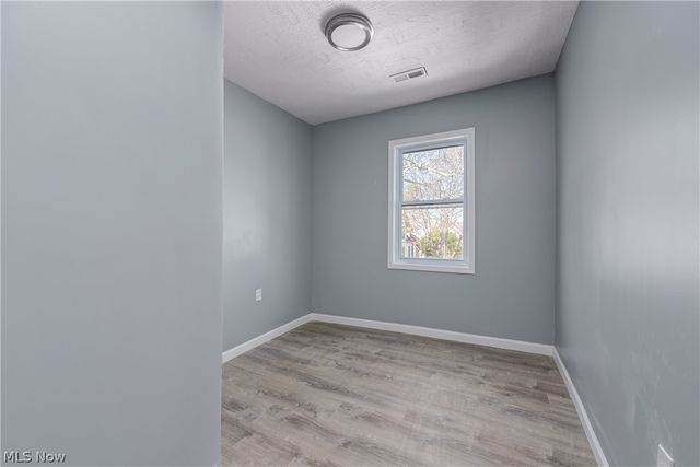 3237 Seymour Avenue, Cleveland, OH 44113