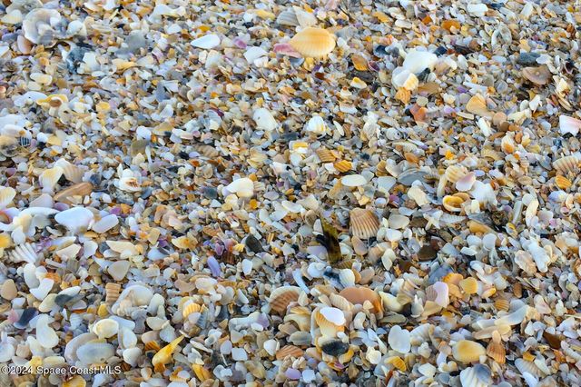 410 Oriole Lane, Indialantic, FL 32903