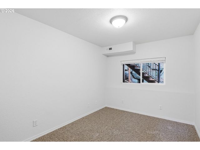 11965 Sw SAGEHEN St, Beaverton, OR 97007