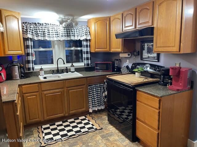 170 Broome Street, Catskill, NY 12414