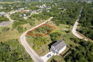 5652 Black Pine Circle, Granbury, TX 76048