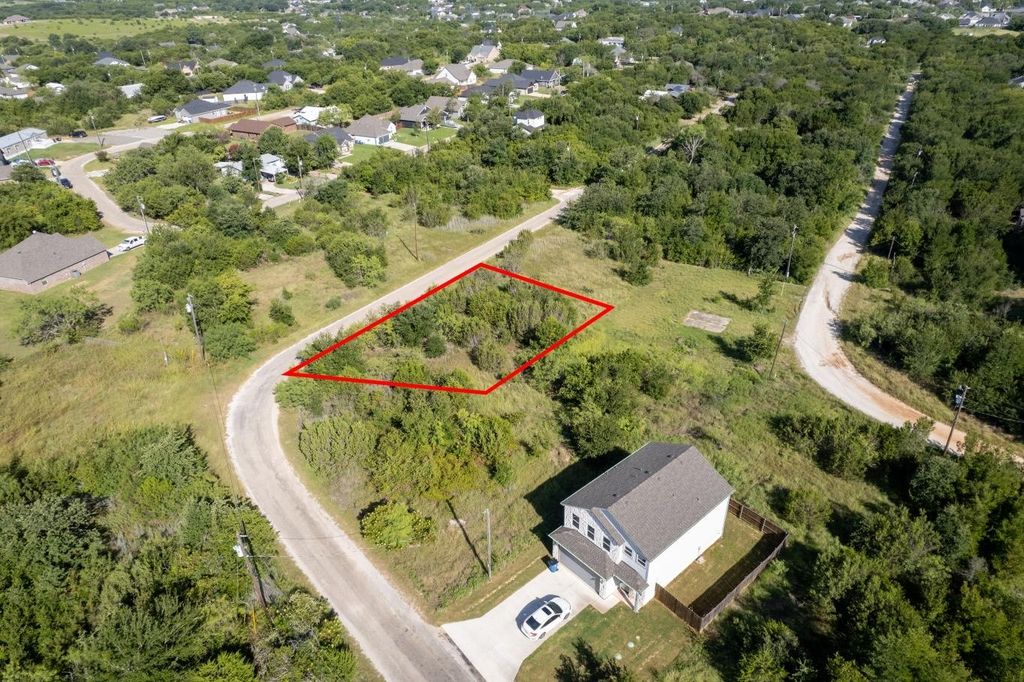5652 Black Pine Circle, Granbury, TX 76048
