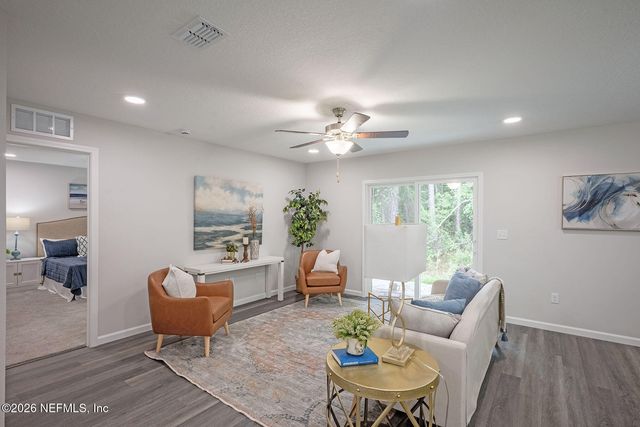 6467 FLOWERS Avenue, Jacksonville, FL 32244