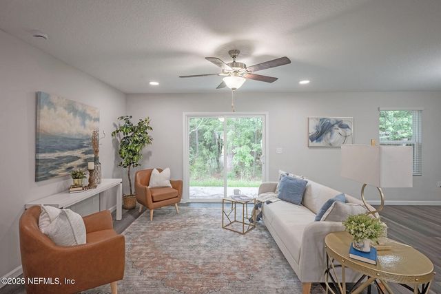 6467 FLOWERS Avenue, Jacksonville, FL 32244