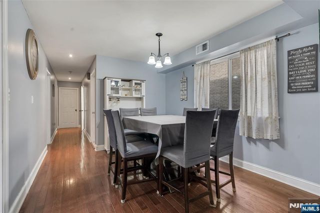 192 25th Street 2A, Bayonne, NJ 07002