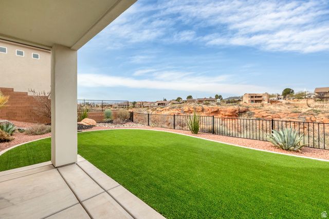 801 N CAMINO PICO, Washington, UT 84780