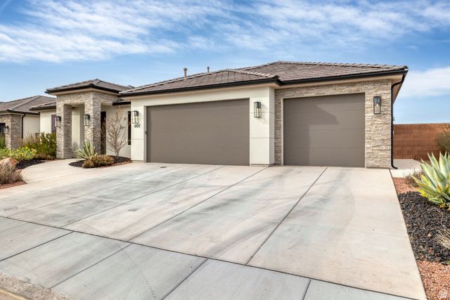 801 N CAMINO PICO, Washington, UT 84780