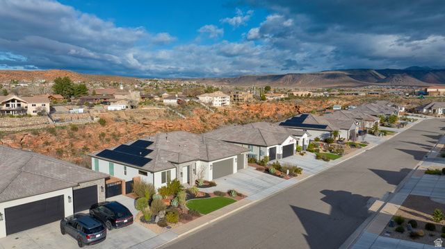 801 N CAMINO PICO, Washington, UT 84780