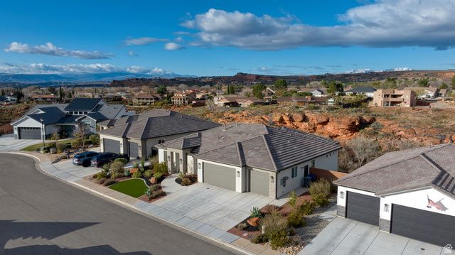 801 N CAMINO PICO, Washington, UT 84780