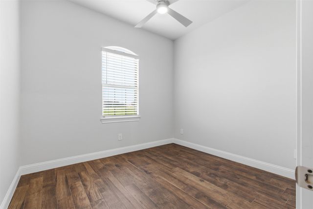 429 Hartley Way, Azle, TX 76020