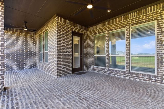 429 Hartley Way, Azle, TX 76020